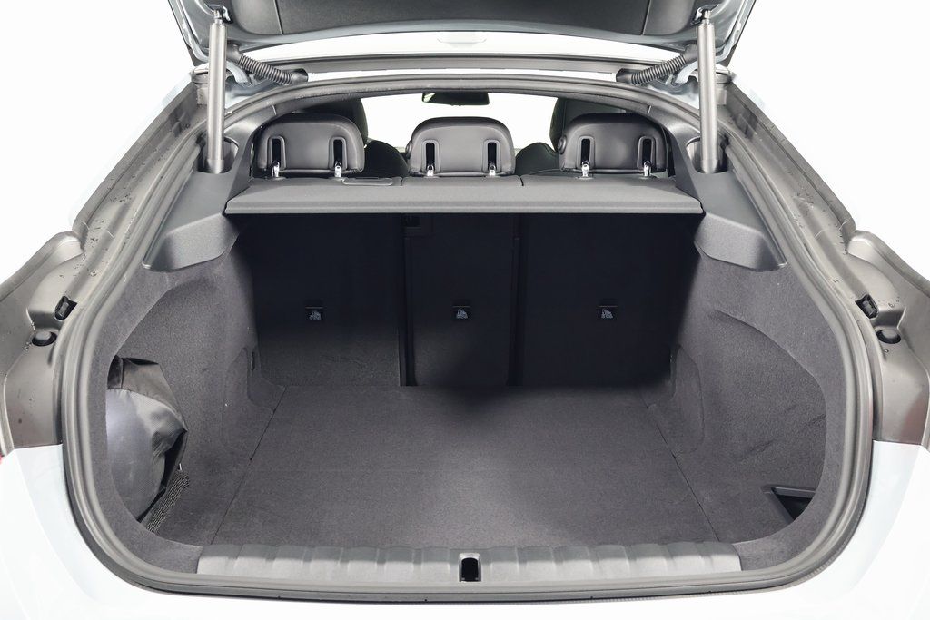 2025 BMW i4 eDrive40 9