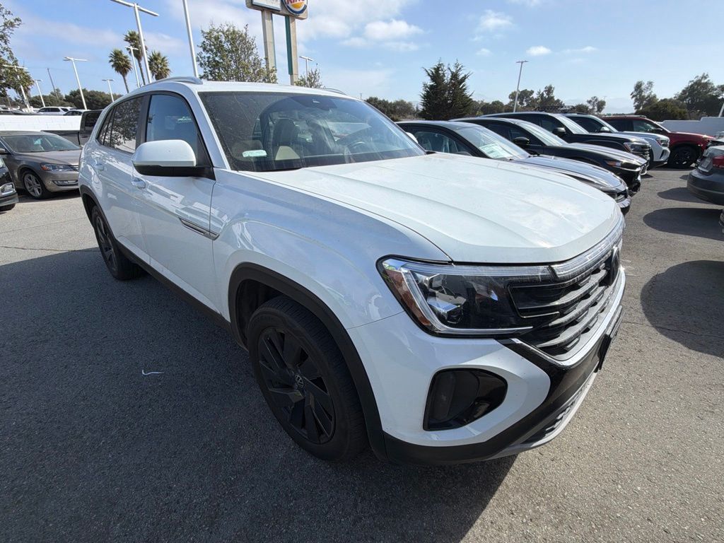 2024 Volkswagen Atlas Cross Sport SE 4Motion with Technology