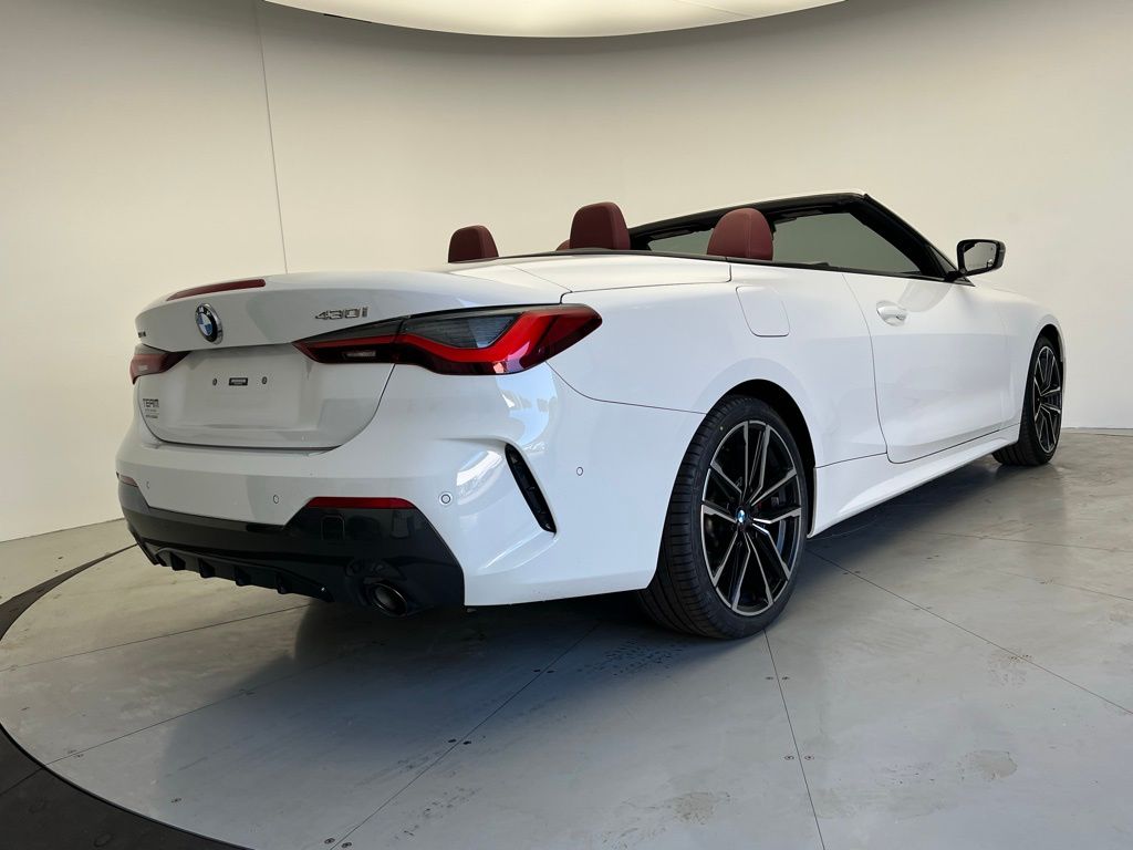 Thumbnail: 2024 BMW 4 Series - 5