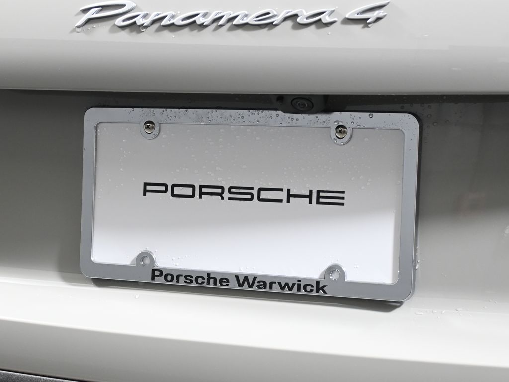 Thumbnail: 2026 Porsche Panamera - 14