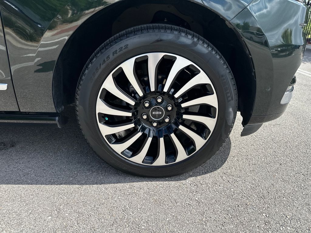 Used Car 2022 Lincoln Navigator L  Black Label For Sale Under $60,000 In Austin, Texas
