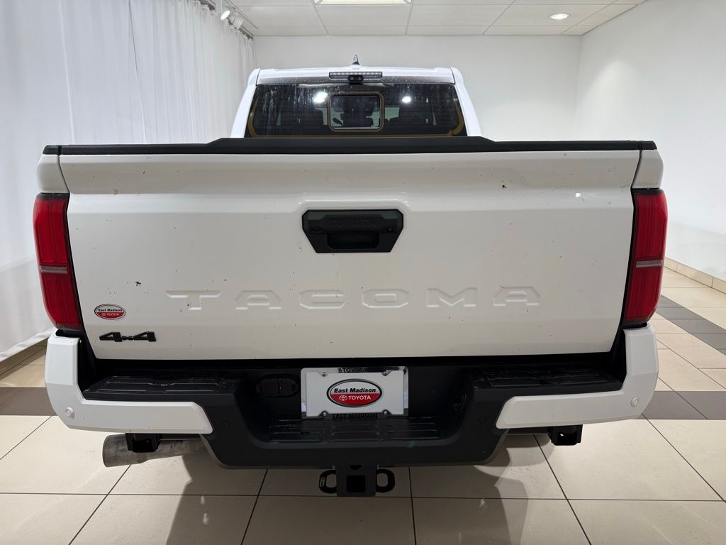 Thumbnail: 2025 Toyota Tacoma - 4