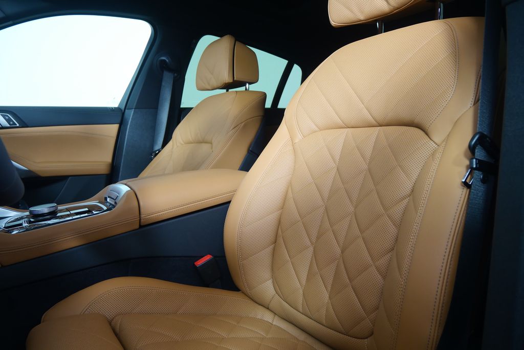 Thumbnail: 2026 BMW X6 - 12