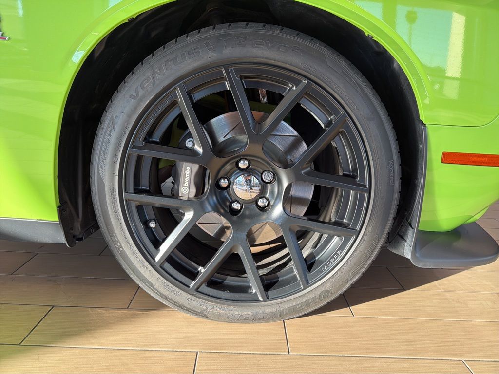 Thumbnail: 2015 Dodge Challenger - 10