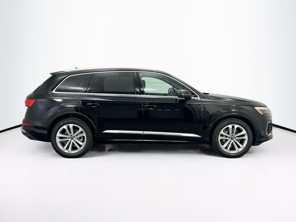 Thumbnail: 2025 Audi Q7 - 4