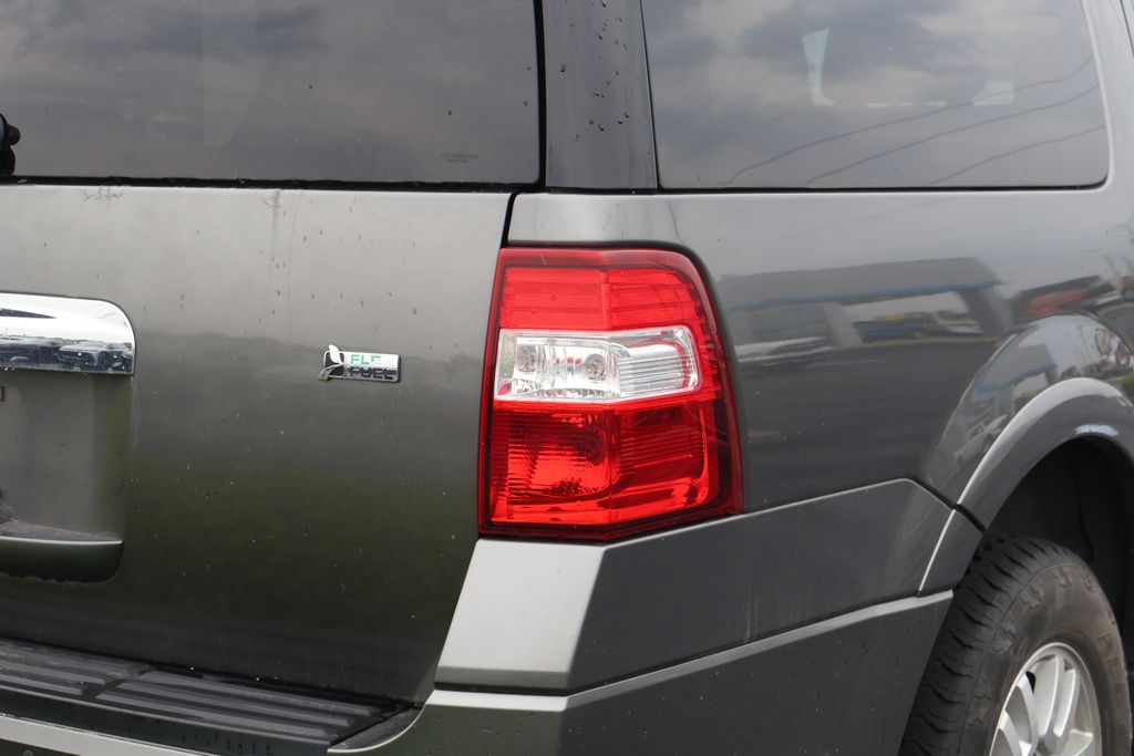 2012 Ford Expedition EL XLT 9
