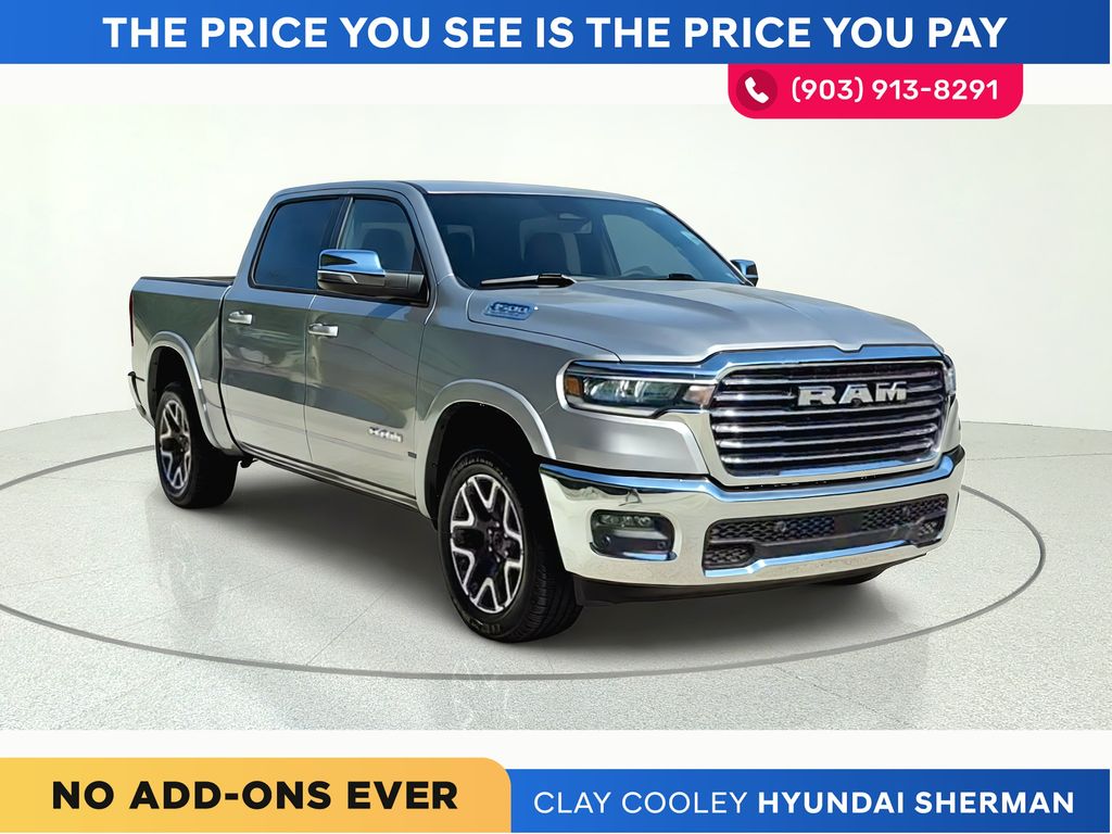 2026 RAM 1500 Laramie Crew Cab 4WD