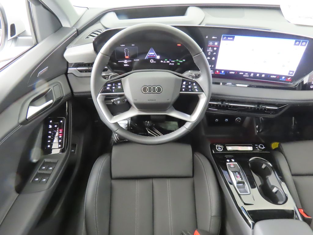 Thumbnail: 2025 Audi Q6 e-tron - 12