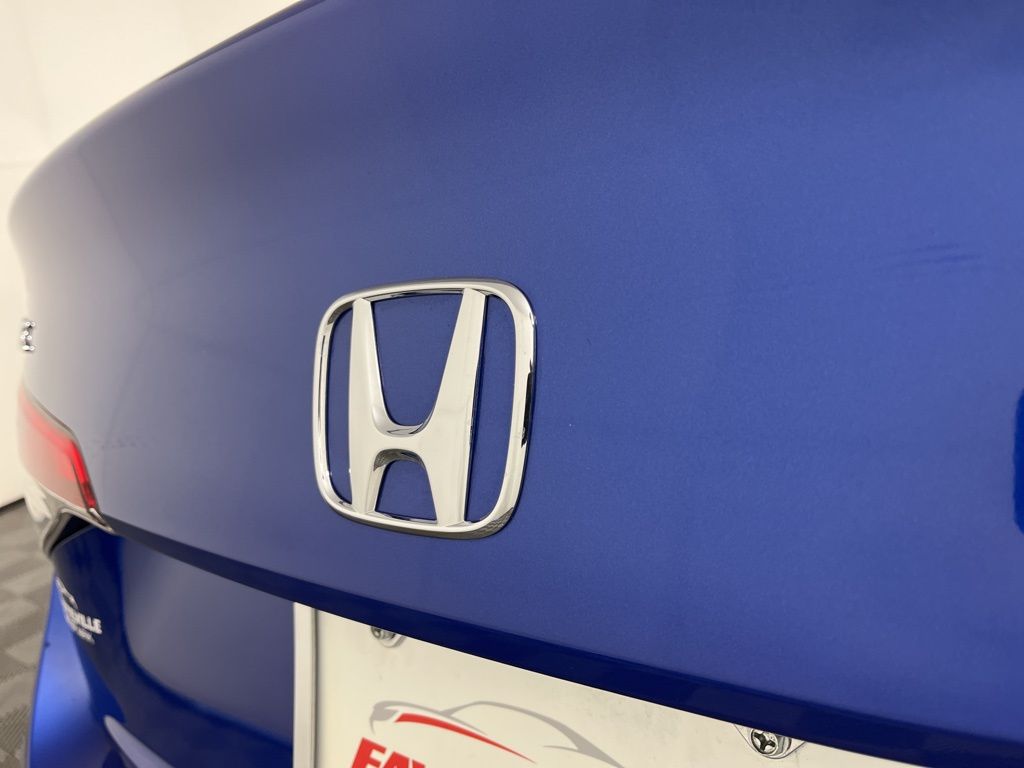 Thumbnail: 2024 Honda Civic - 10