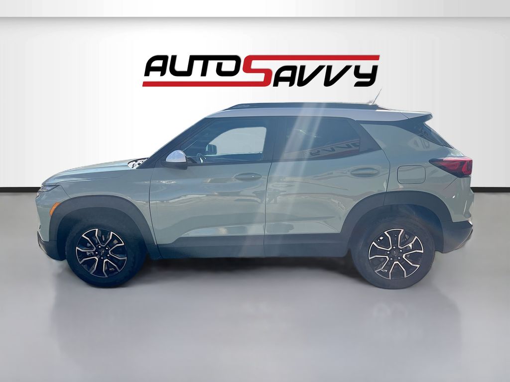 Used 2025 Green Chevrolet ACTIV image 4