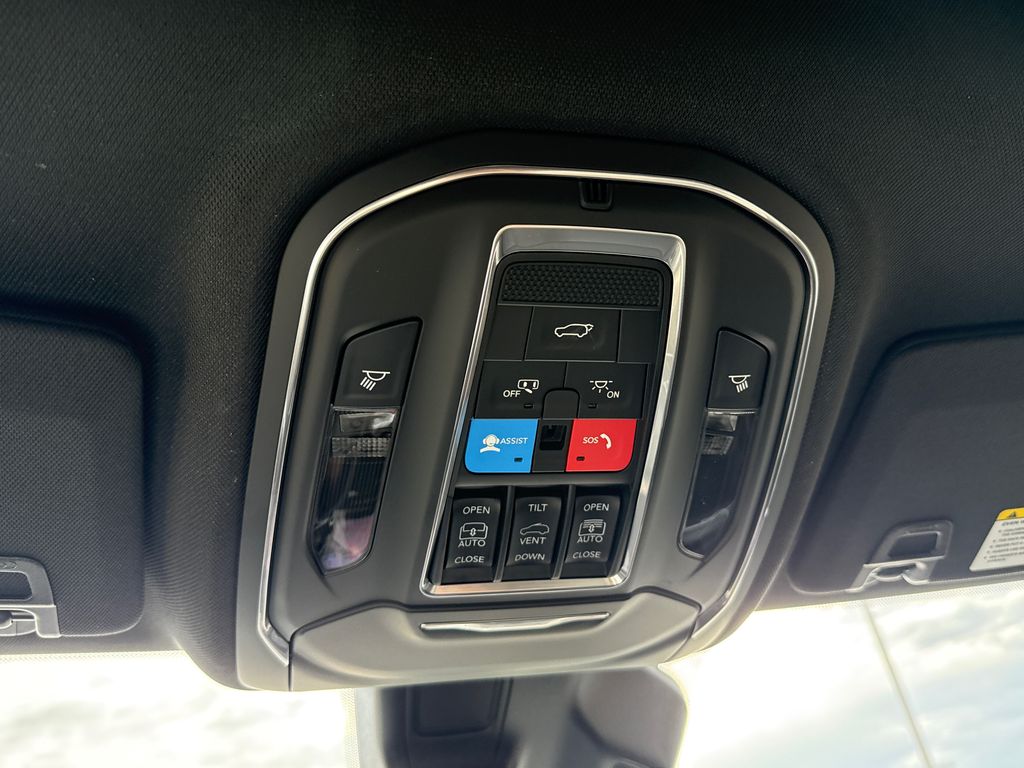 New 2026 Jeep Grand Cherokee SUV