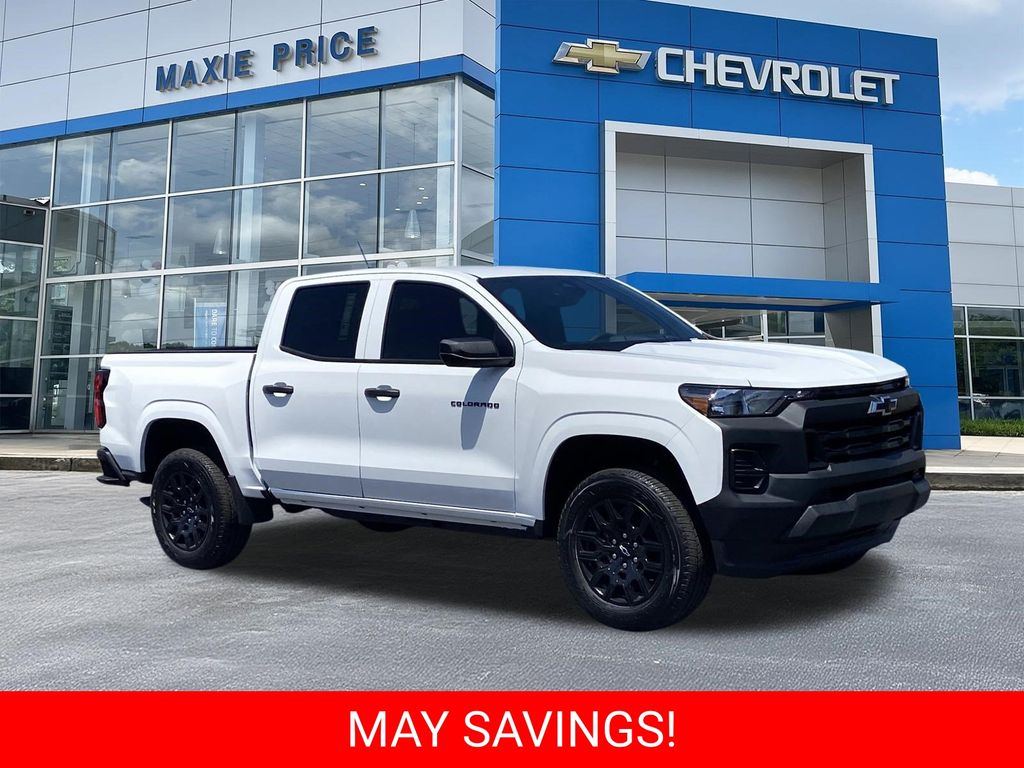 Summit White 2026 Chevrolet Colorado Work Truck Crew Cab RWD Pickup Truck 4X2 8-Speed Automatic