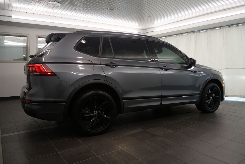 2023 Volkswagen Tiguan SE R-Line Black 7