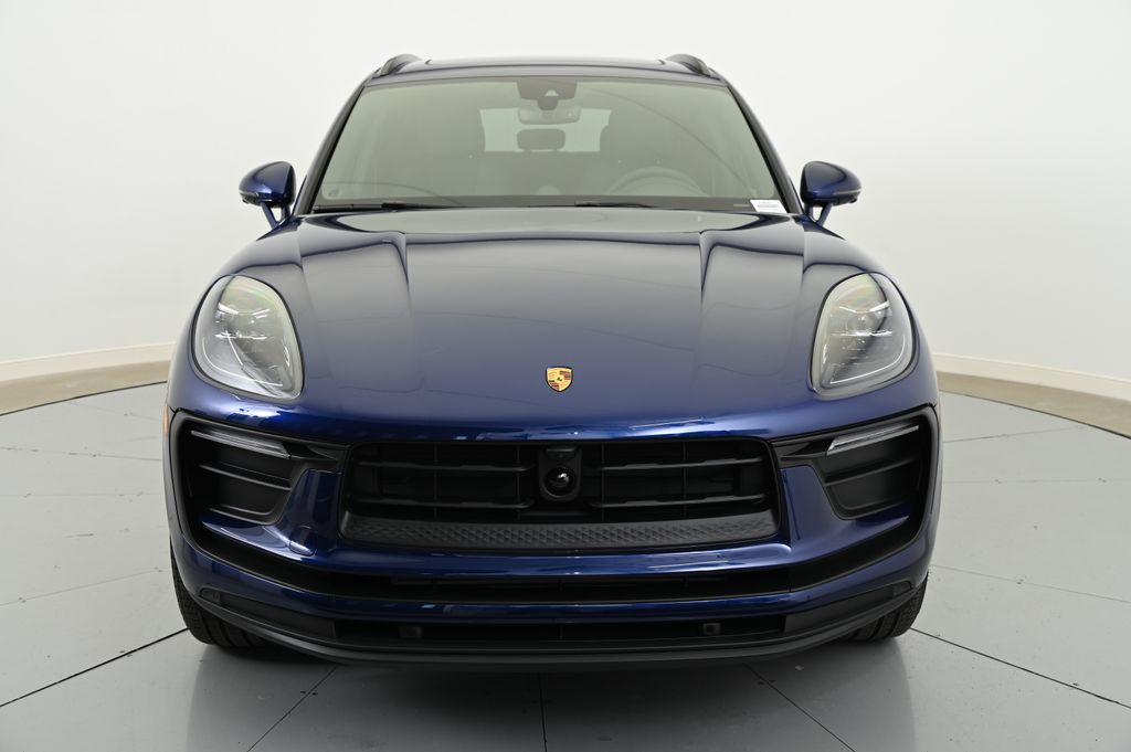 Thumbnail: 2025 Porsche Macan - 6