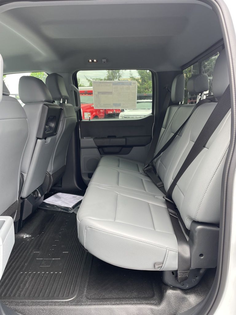 2026 Ford F-350 Chassis XL