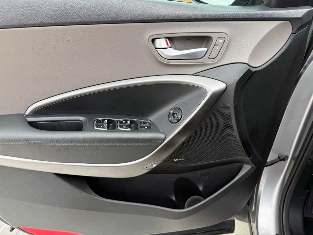 Thumbnail: 2019 Hyundai Santa Fe - 11