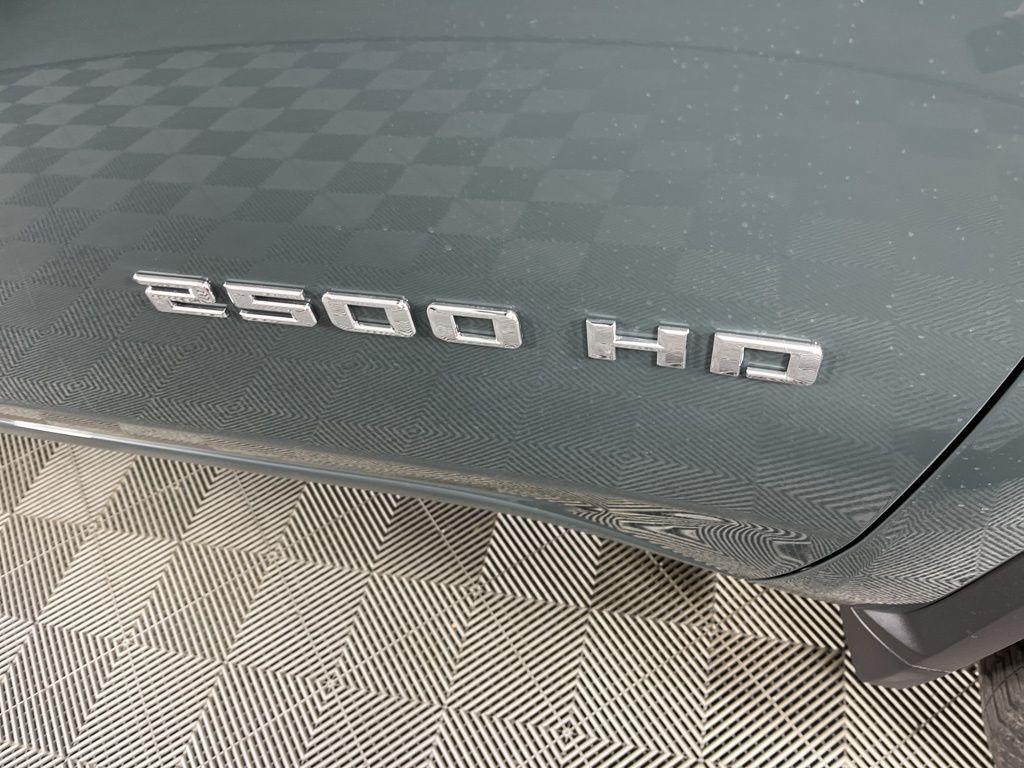 2025 Chevrolet Silverado 2500 LT 12