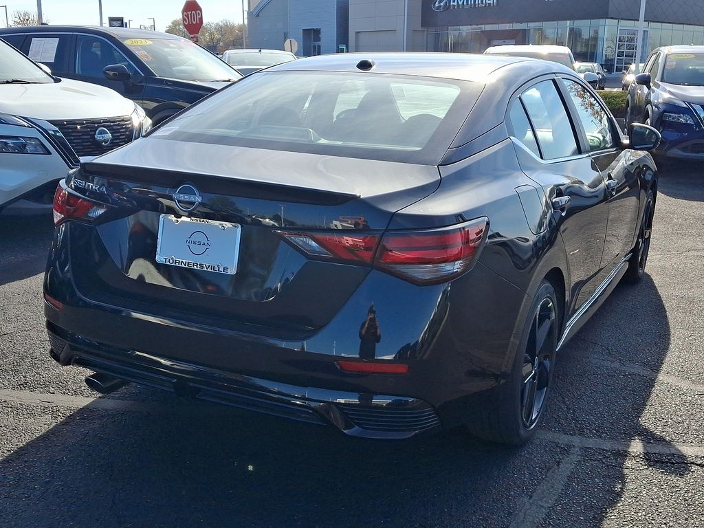 2025 Nissan Sentra SR 4