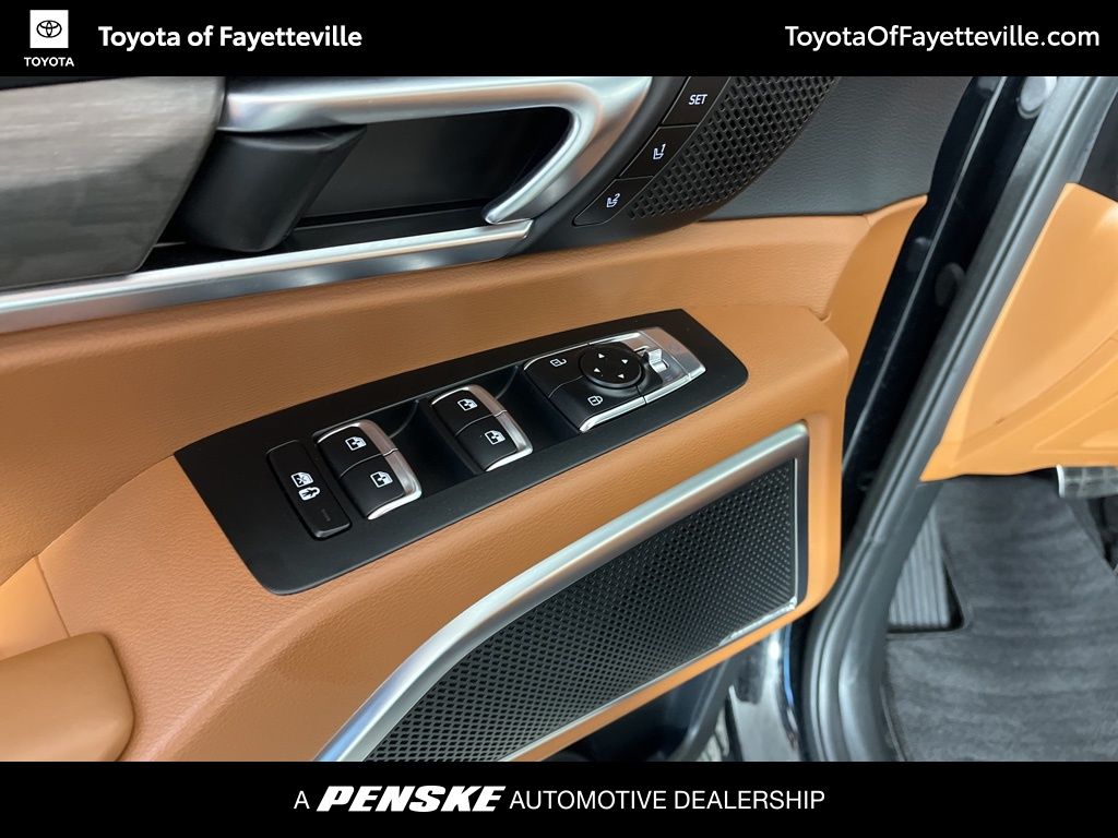 Thumbnail: 2025 Kia Telluride - 32