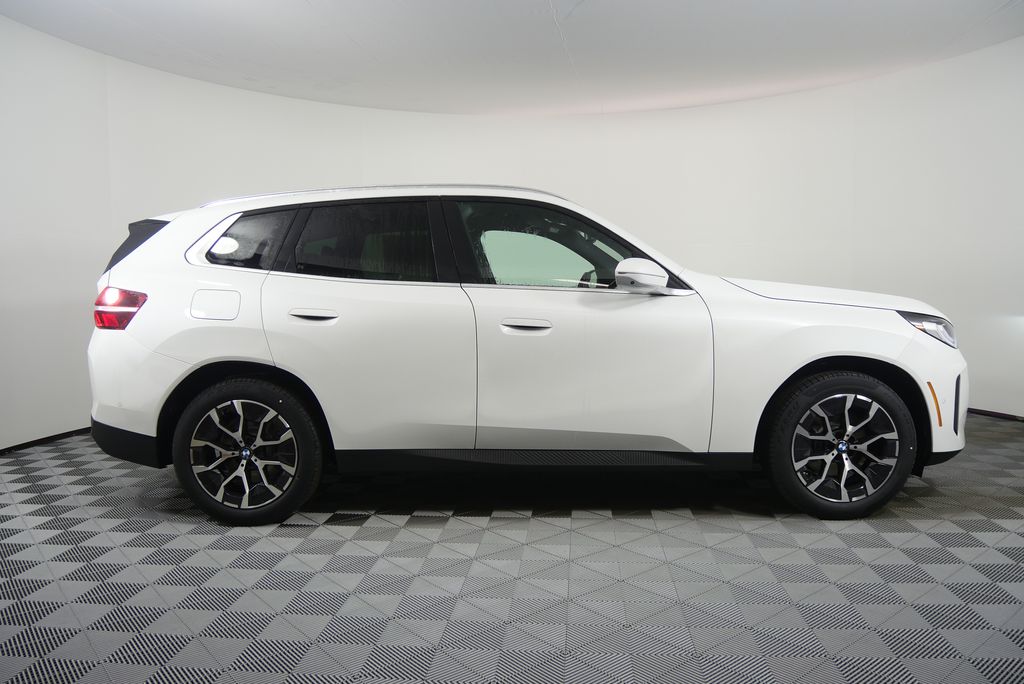 Thumbnail: 2026 BMW X3 - 2