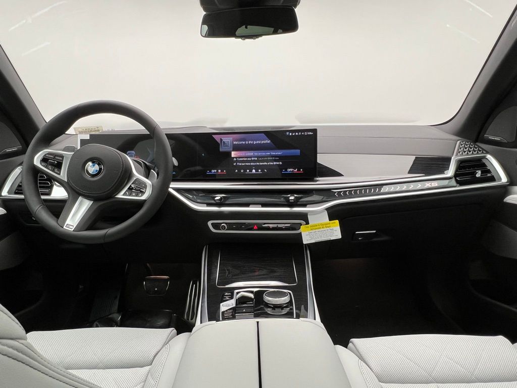 Thumbnail: 2026 BMW X5 - 10