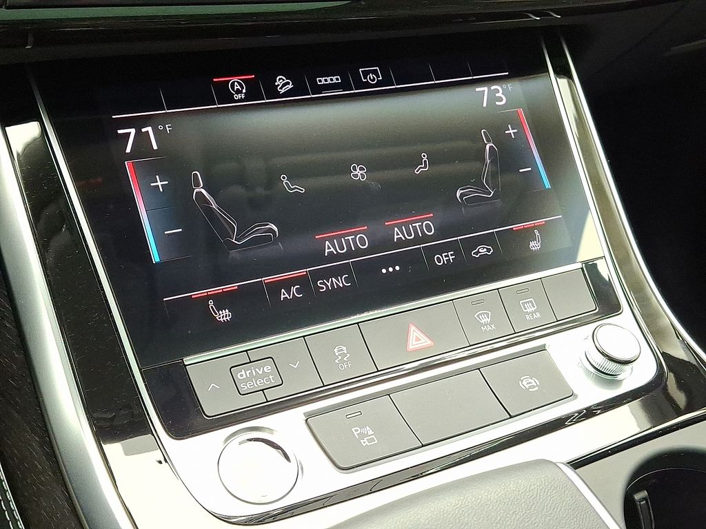 Thumbnail: 2025 Audi Q7 - 16