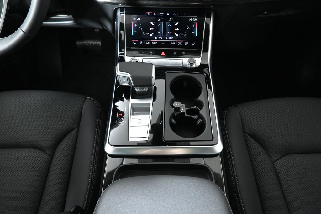 Thumbnail: 2026 Audi Q7 - 17