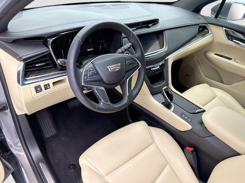 Thumbnail: 2018 Cadillac XT5 - 9