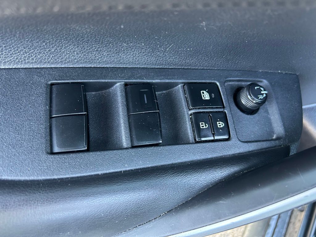 Thumbnail: 2020 Toyota Corolla - 16