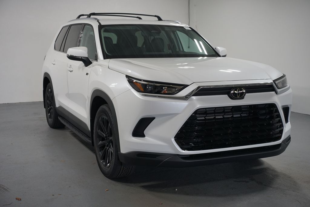 Thumbnail: 2026 Toyota Grand Highlander - 3