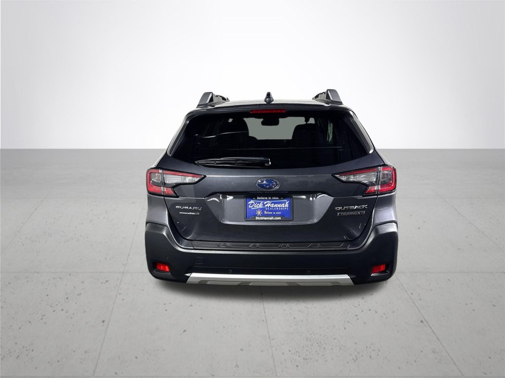 2025 Subaru Outback Touring XT