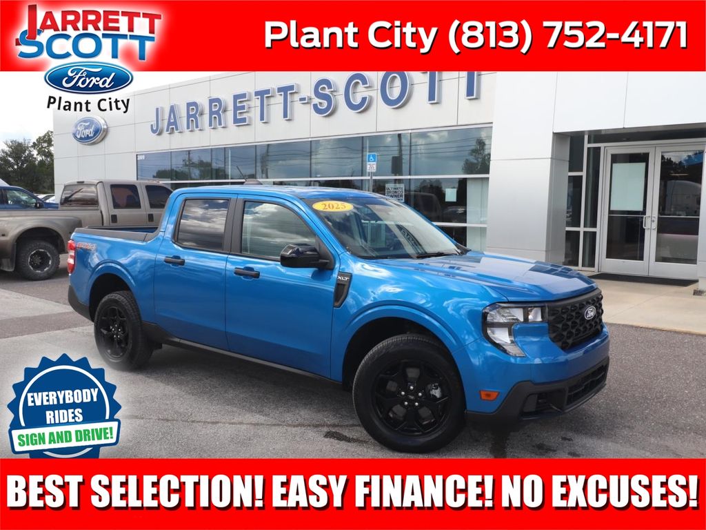 2025 Ford Maverick XLT SuperCrew AWD