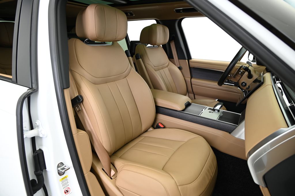 2025 Land Rover Range Rover Autobiography 30
