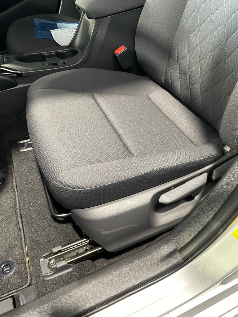 Thumbnail: 2026 Toyota Corolla - 27