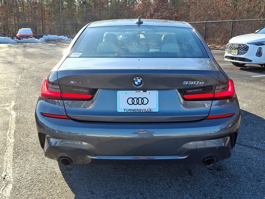 Thumbnail: 2021 BMW 3 Series - 5