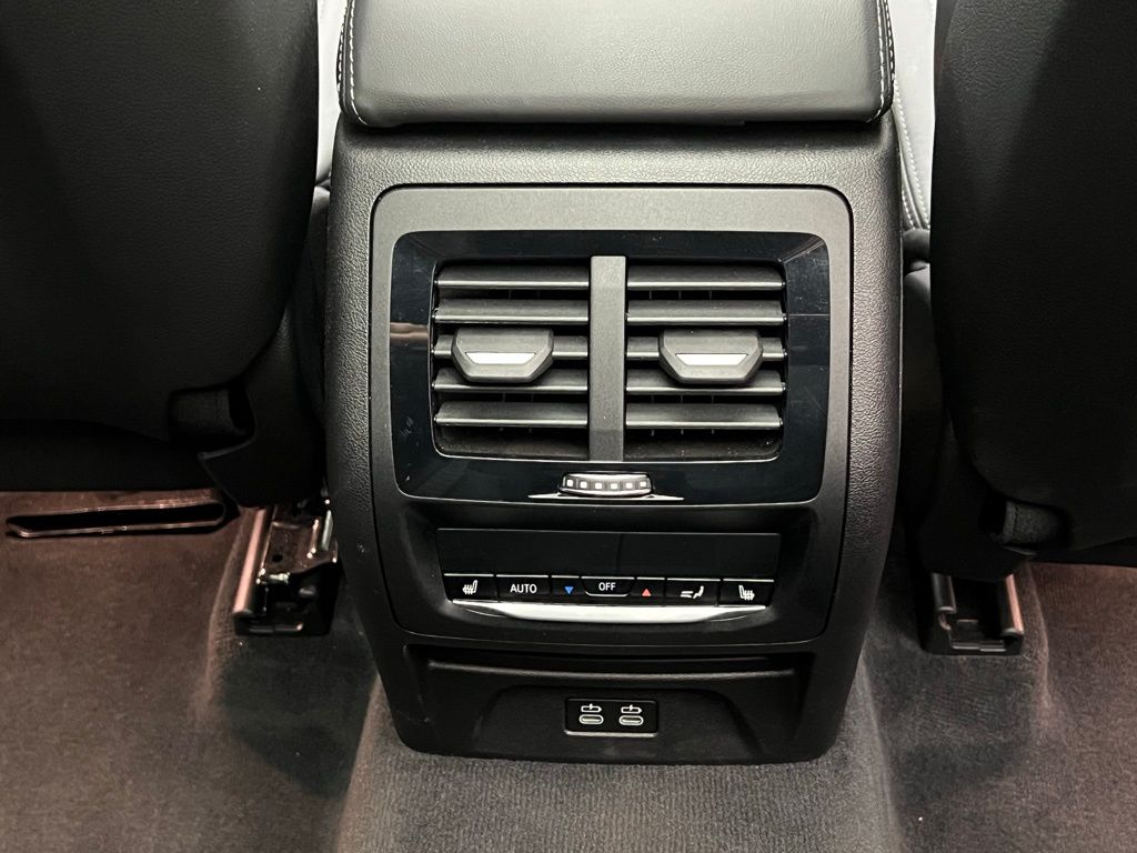 Thumbnail: 2022 BMW X3 - 10