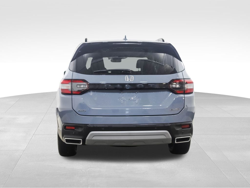 Thumbnail: 2023 Honda Pilot - 4