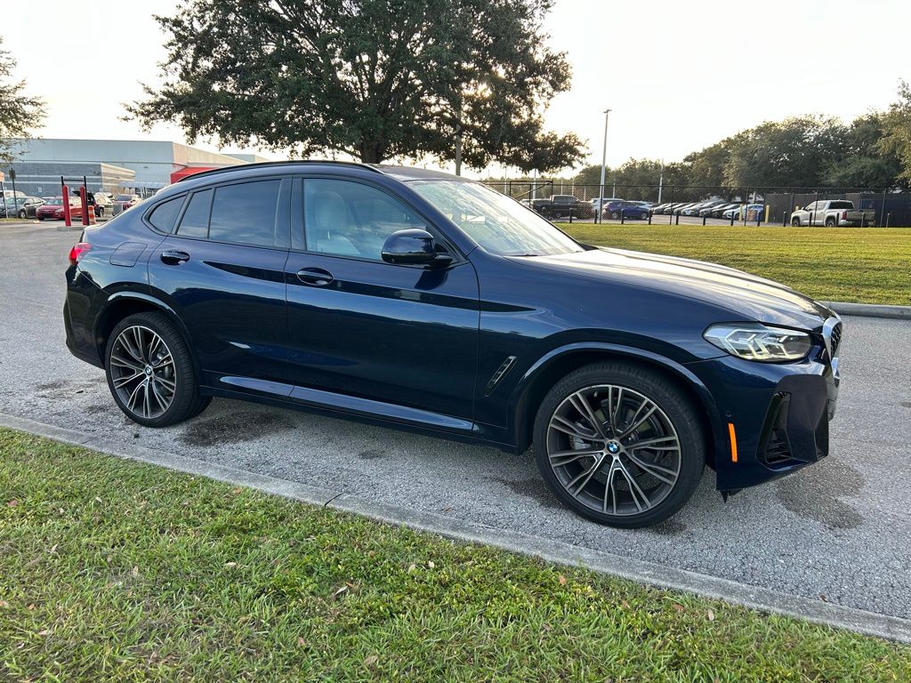 Thumbnail: 2023 BMW X4 - 7