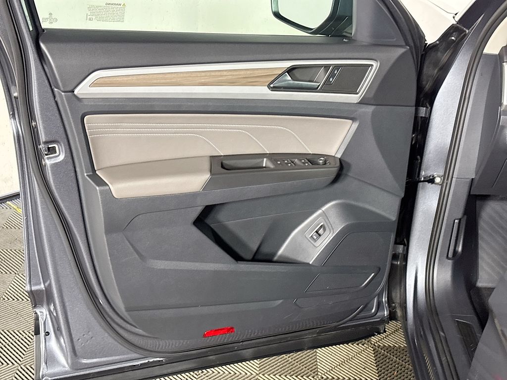 2023 Volkswagen Atlas SEL