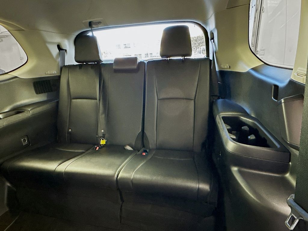 Thumbnail: 2025 Toyota Grand Highlander - 26