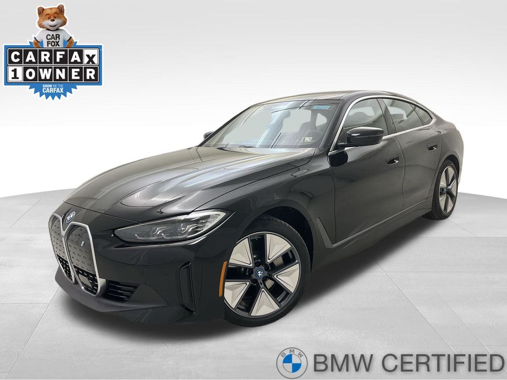 2023 BMW i4 35's photo