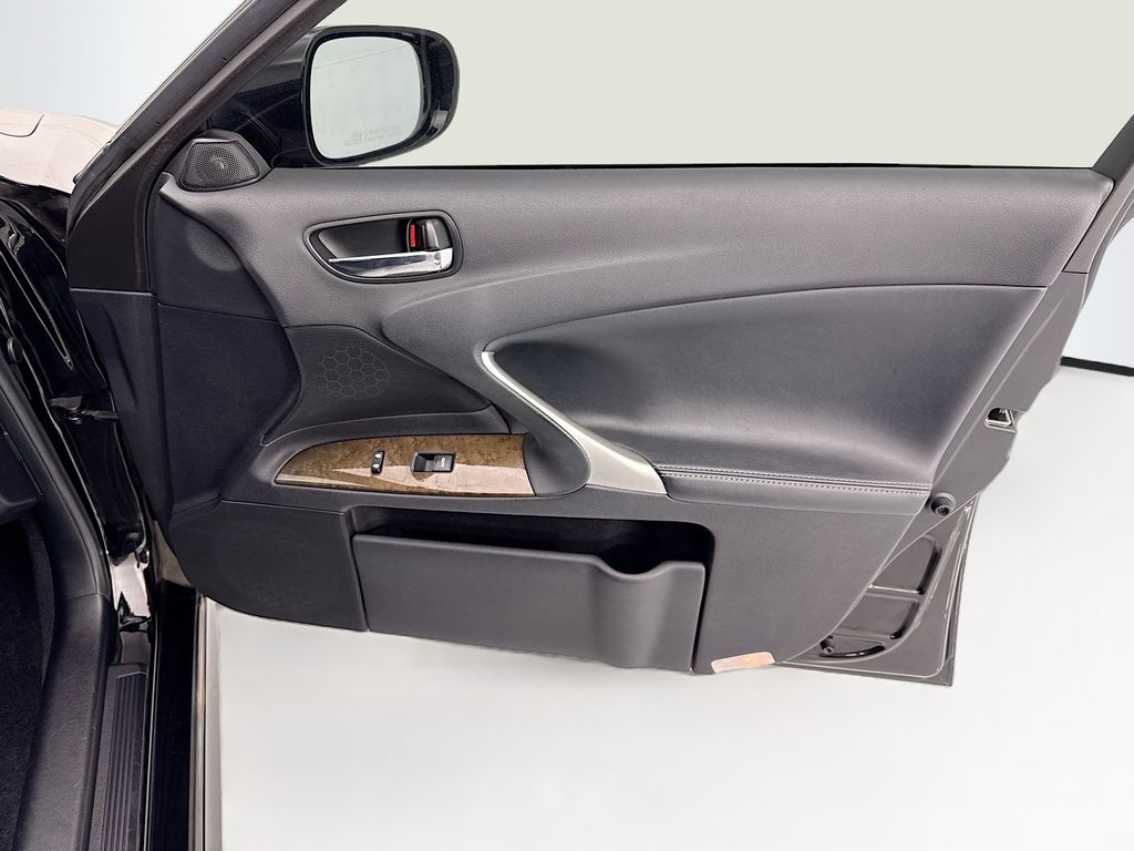 Thumbnail: 2012 Lexus IS - 22