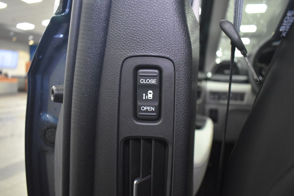 Thumbnail: 2026 Honda Odyssey - 21