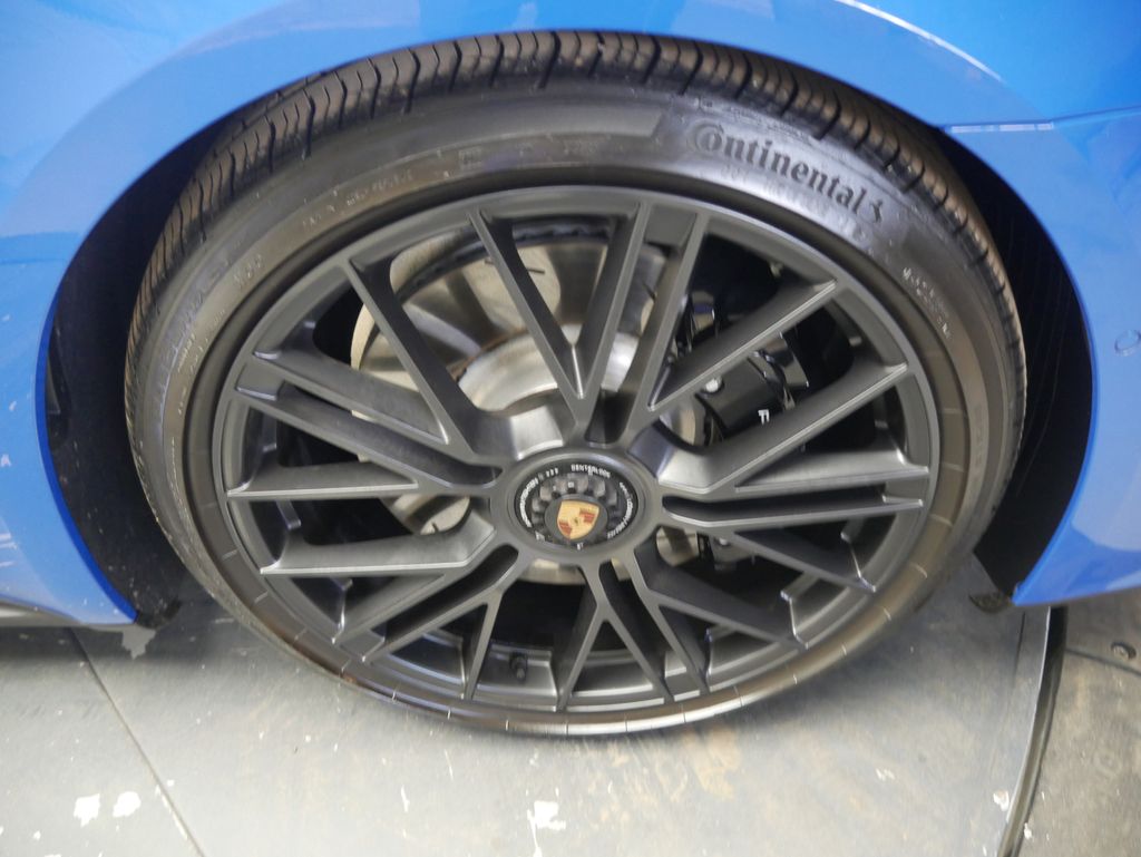 Thumbnail: 2026 Porsche Panamera - 16