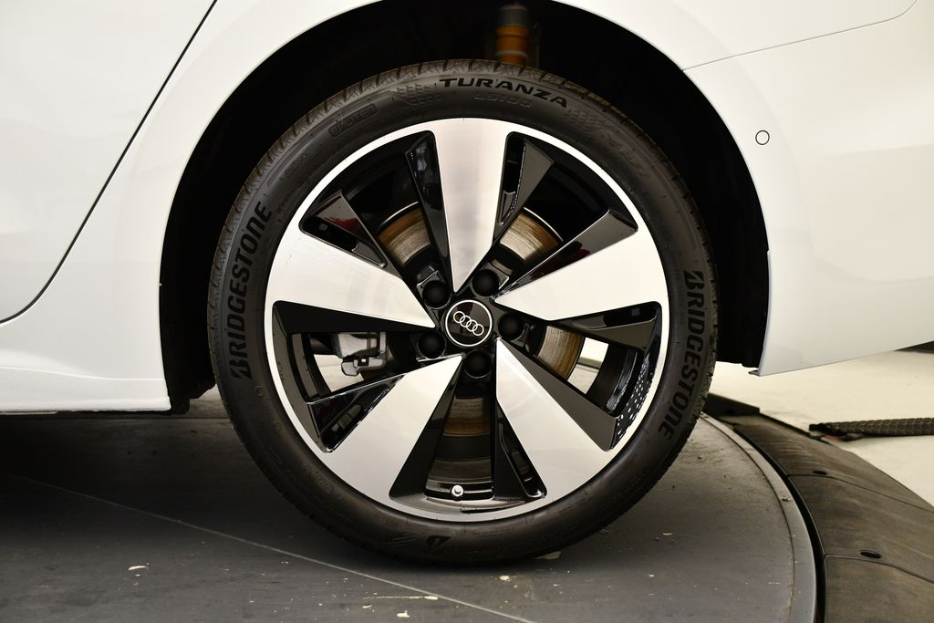 Thumbnail: 2025 Audi A5 - 14