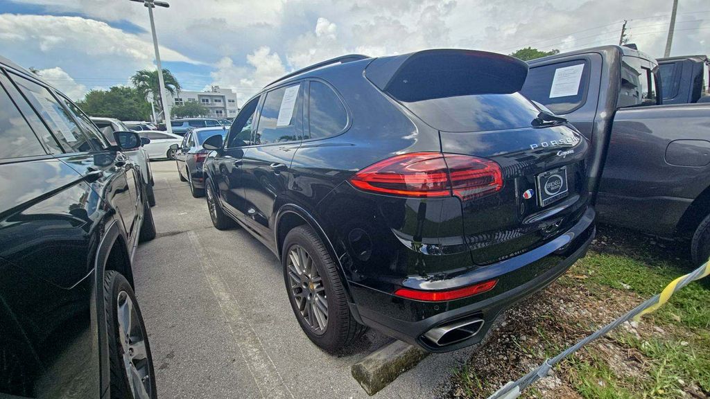 2017 Porsche Cayenne Platinum Edition 4