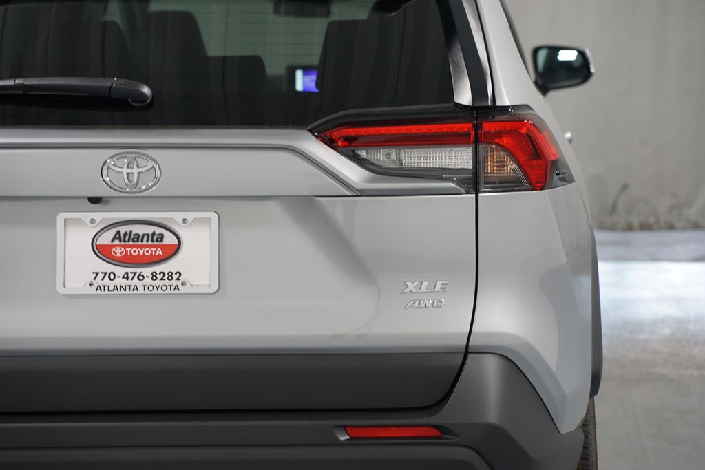 Thumbnail: 2025 Toyota RAV4 - 10