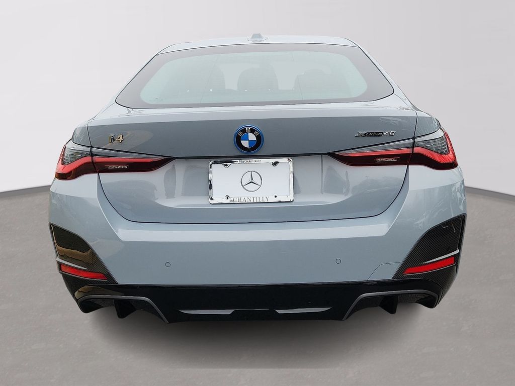 Thumbnail: 2025 BMW i4 - 5