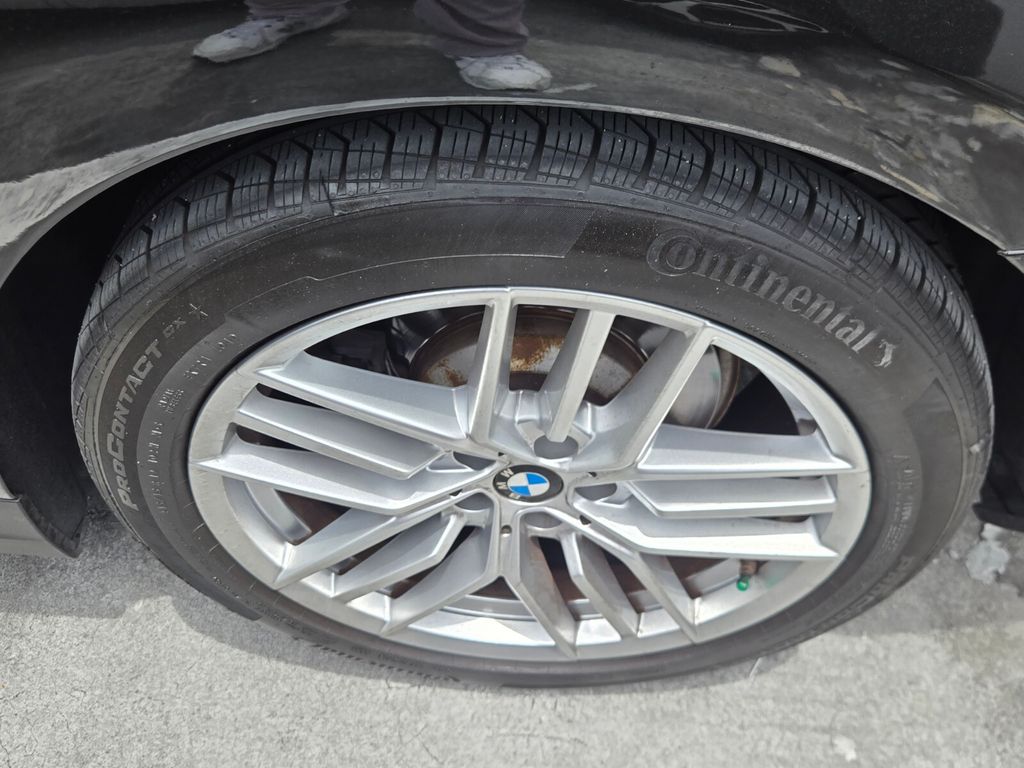 2025 BMW 5 Series - $34,685