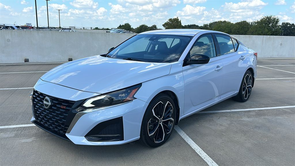 2025 Nissan Altima 2.5 SR Gray at Central Houston Nissan